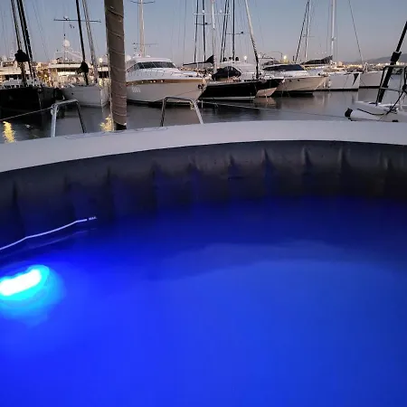 Le Reve Du Large Båthotell
